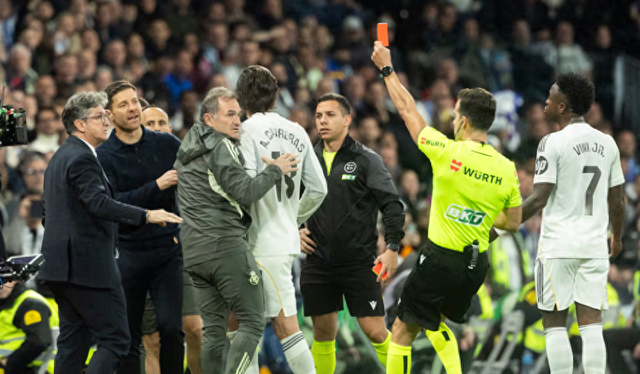 开云体育中国-皇马3人染红！裁判报告曝光，2人或被禁赛2场，遭卡瓦哈尔嘲讽